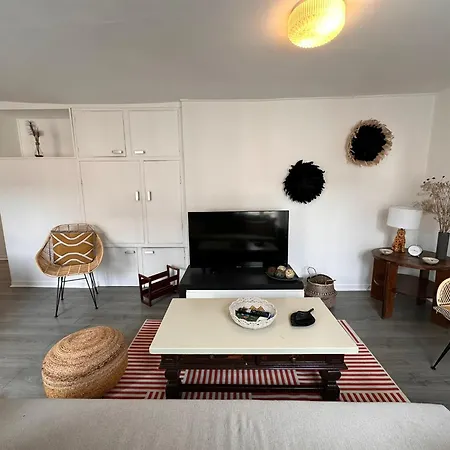 Large In Center * Honfleur